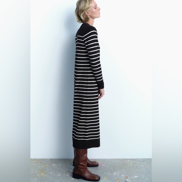 Parisian Striped Knit Dress New - Picture 3 of 4